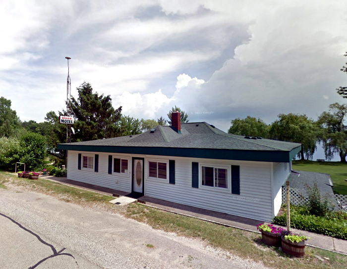 Bauer Motel - 2018 Street View (newer photo)